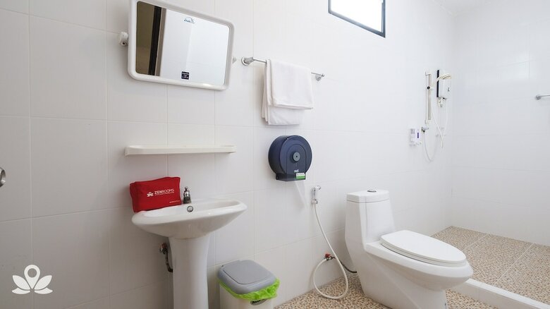Hostal Zen Rooms Rama 3 - Hostel