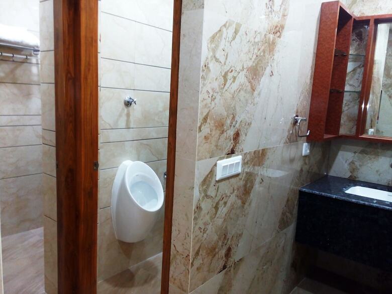 Hotel Ganga Azure