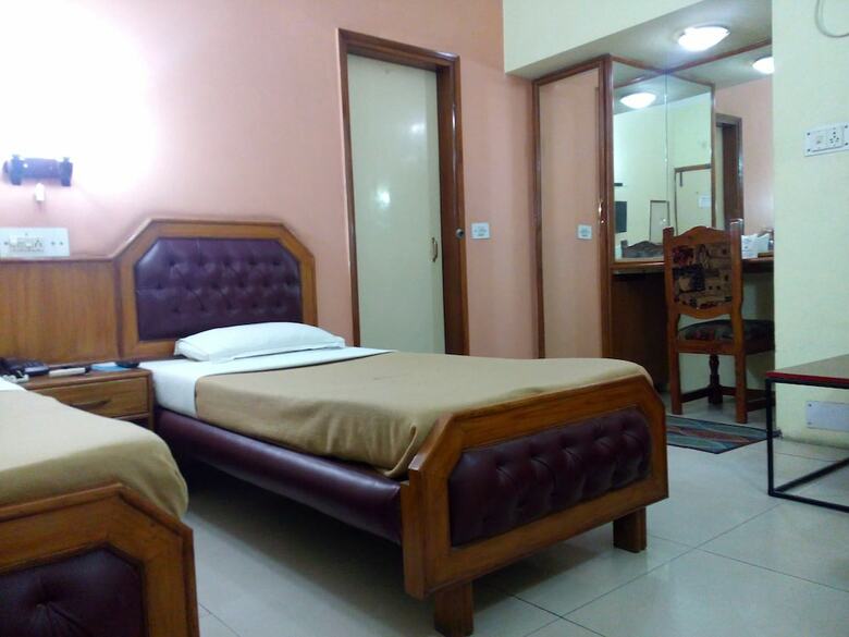 Hotel Ganga Azure