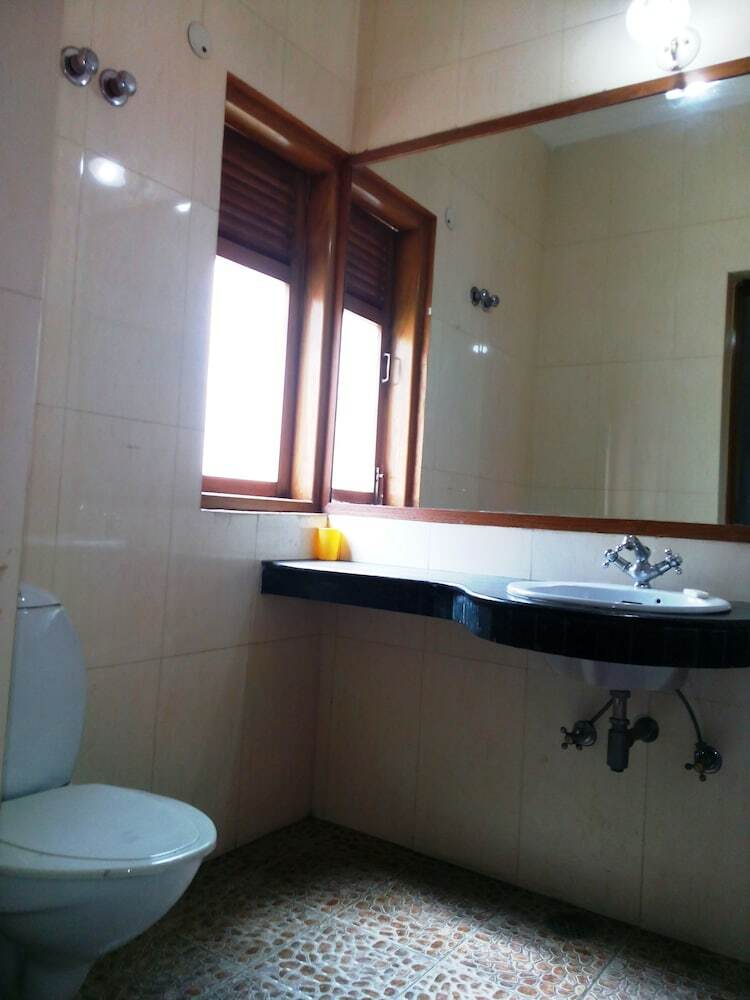 Hotel Ganga Azure
