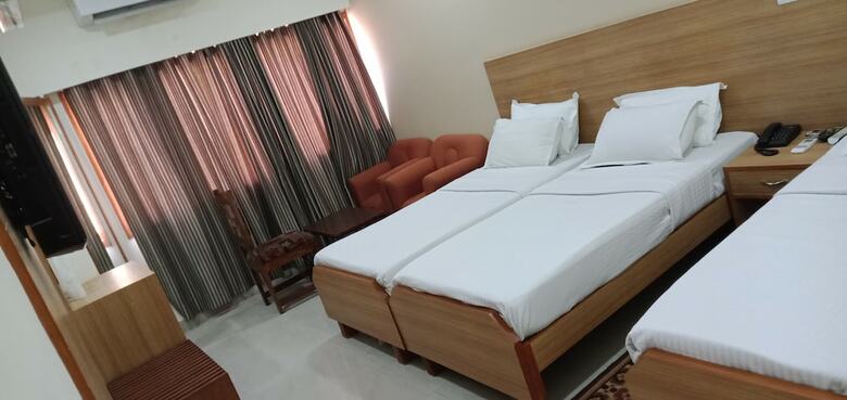 Hotel Ganga Azure