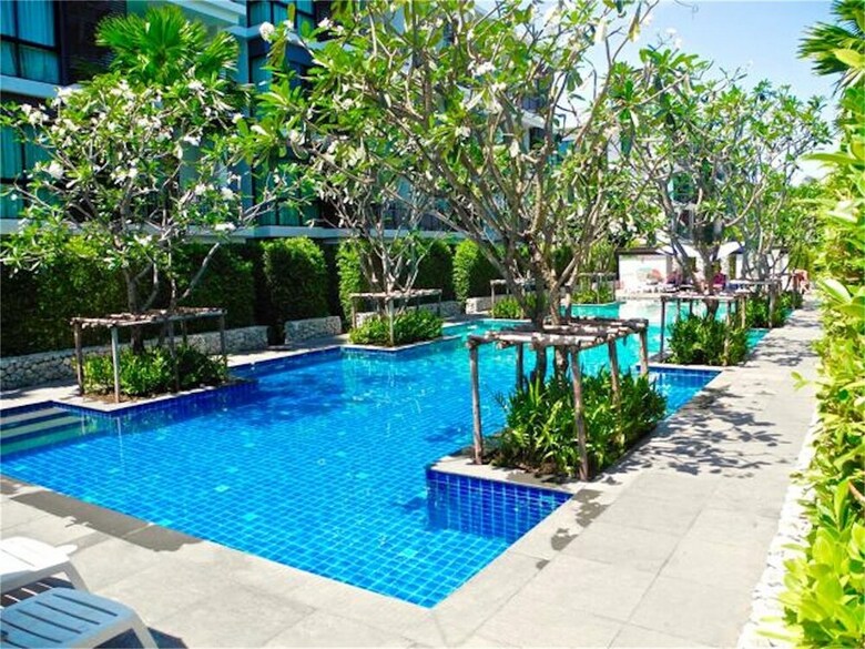 Title Rawai 2 Bedrooms Apartment Pool View