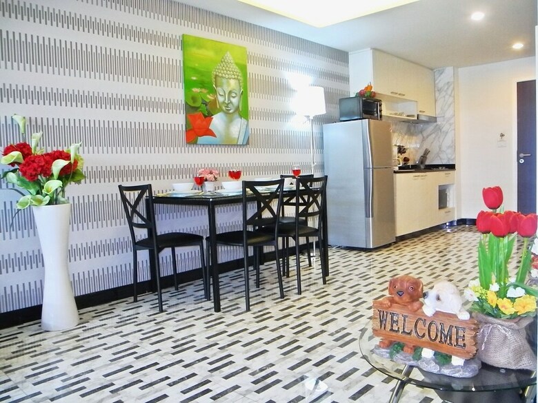Title Rawai 2 Bedrooms Apartment Pool View