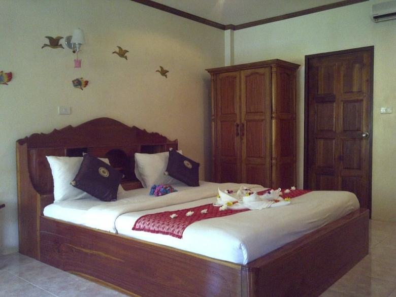 Hotel Chaya Resort
