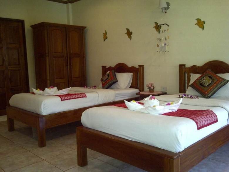 Hotel Chaya Resort