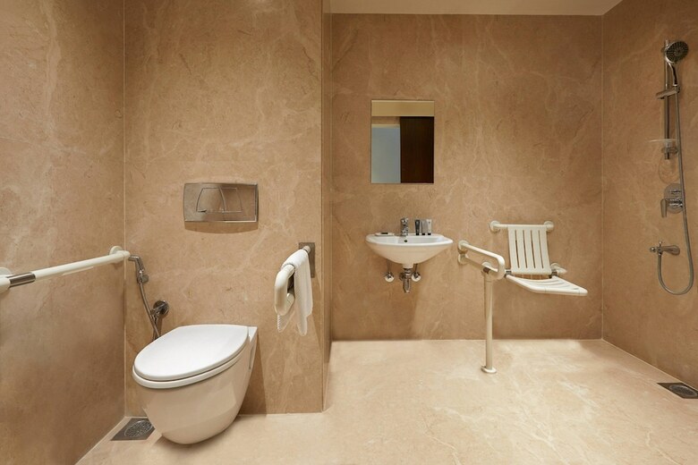 Hotel Renaissance Ahmedabad Sg Highway