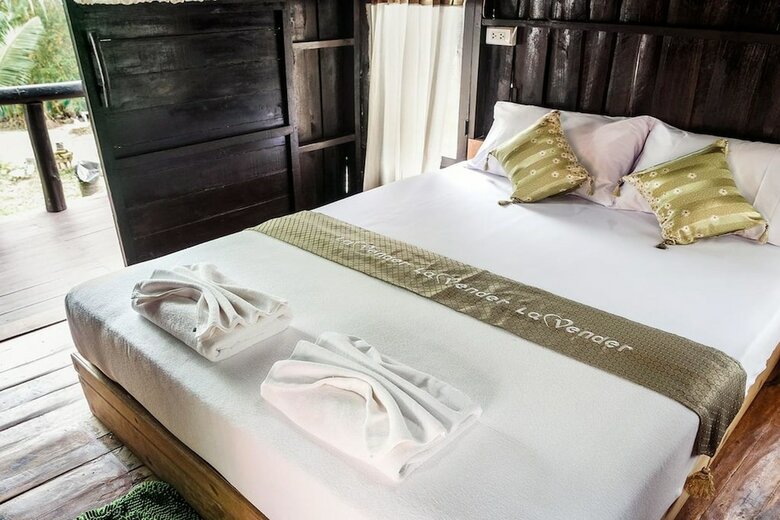 Hostal Leaf House Bungalow - Hostel
