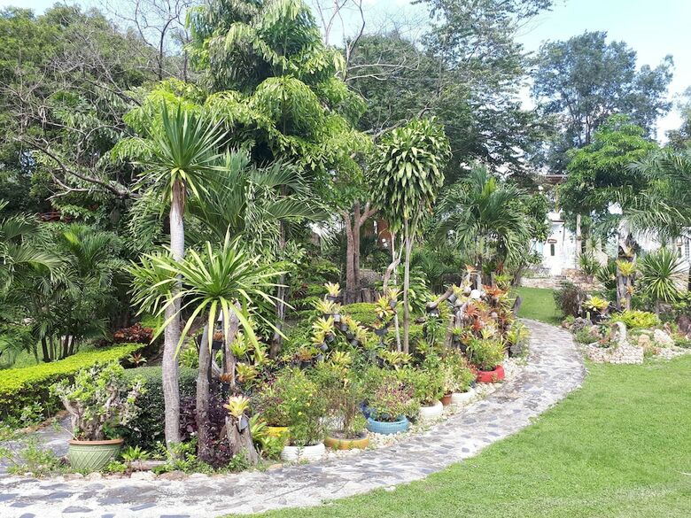 Hotel Rai Phuphapok