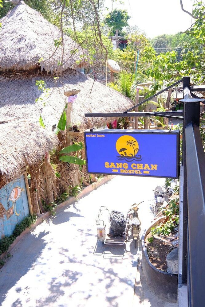 Hostal Sang Chan Hostel