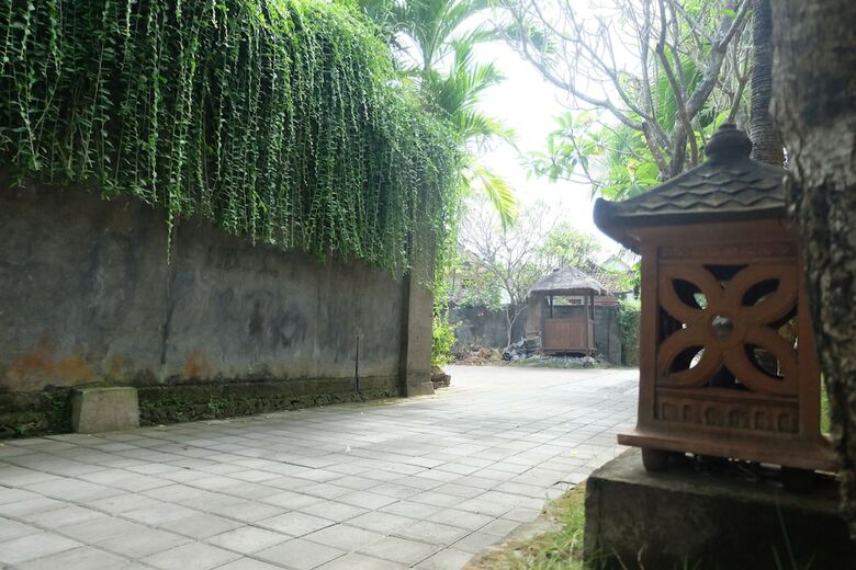 Bed & Breakfast Semarandana