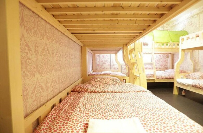 Hostal Tiger Lily Hostel