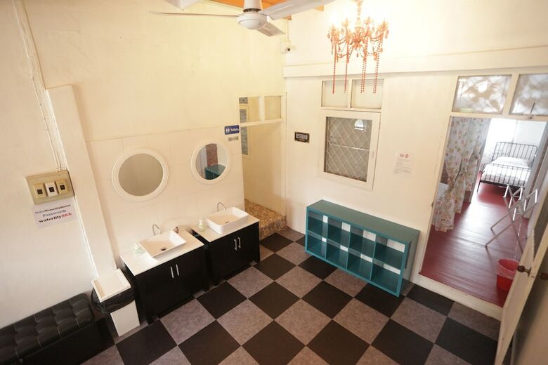 Hostal Tiger Lily Hostel