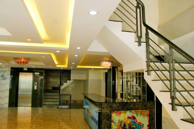 Yen Vy 04 Luxury Hotel