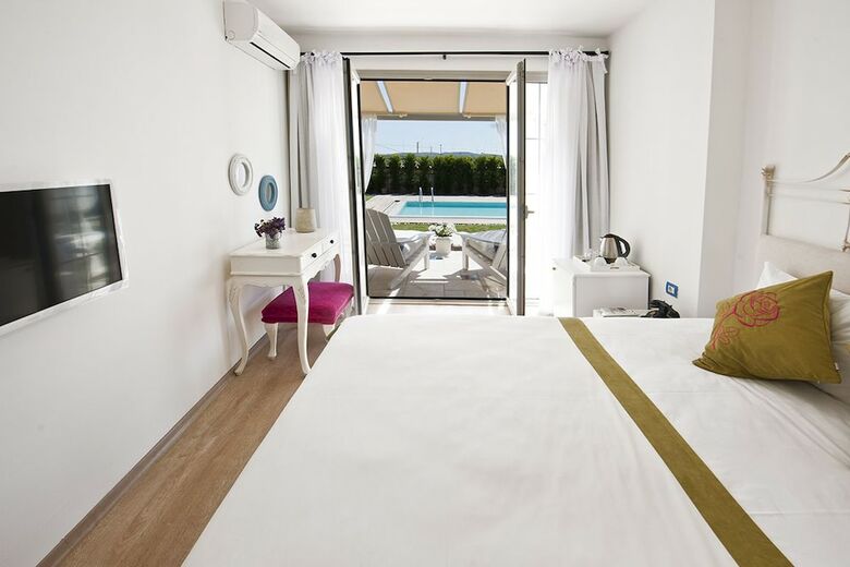 Sade Alacati Hotel