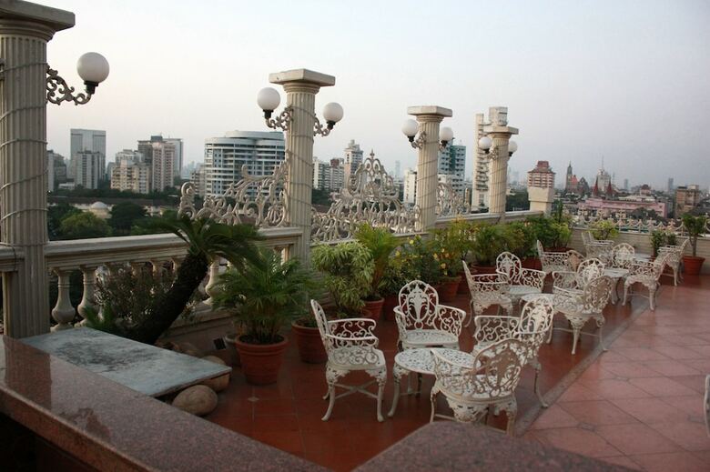 Garden Hotel