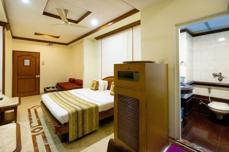 Garden Hotel