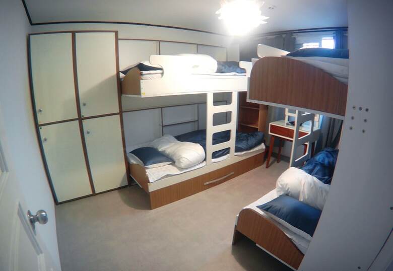 Hostal Lux Guesthouse - Hostel