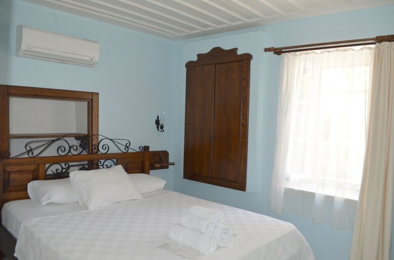 Bed & Breakfast Cunda Poseidon Hotel