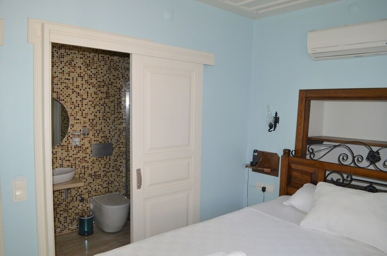 Bed & Breakfast Cunda Poseidon Hotel