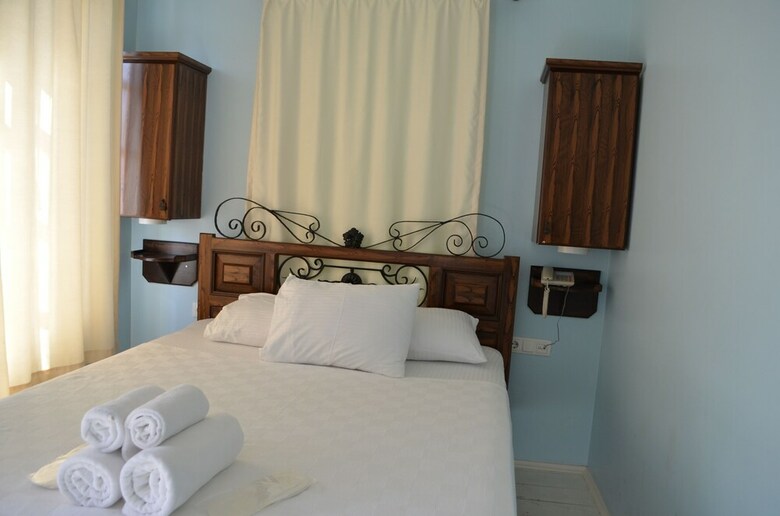 Bed & Breakfast Cunda Poseidon Hotel