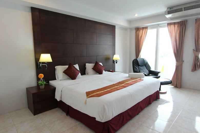Dwell Apartment Hotel