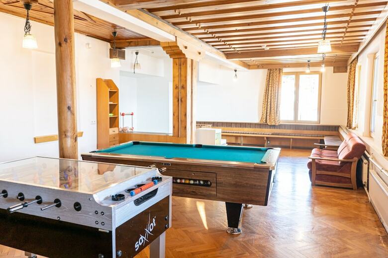 Hostal Jugendhaus Edelwei�