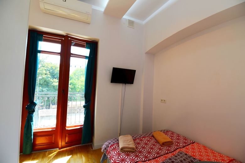 Hostal City Central Hostel