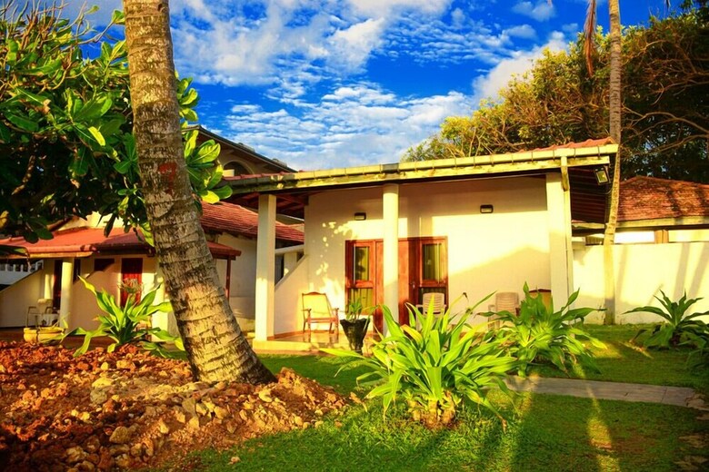 Hotel Shanthi Beach Resort