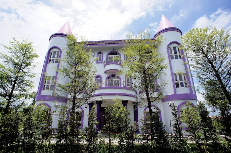 Bed & Breakfast St. Petersburg Manor