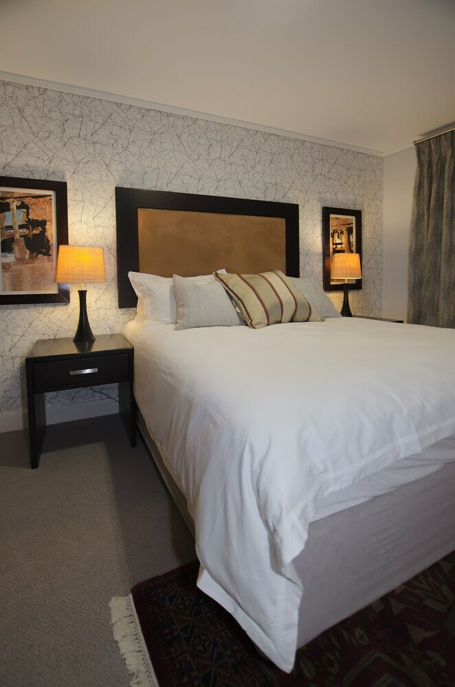 Century City Luxury Apartments