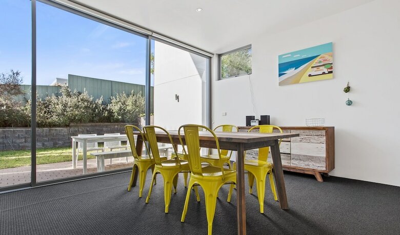 'coast Villa 46' Fishpen