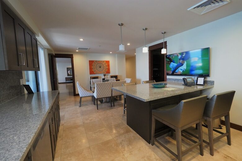 Apartamentos Crocs Resort Oceanfront Penthouse Jaco