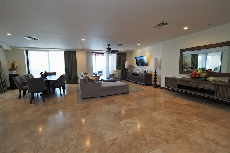 Apartamentos Crocs Resort Oceanfront Penthouse Jaco