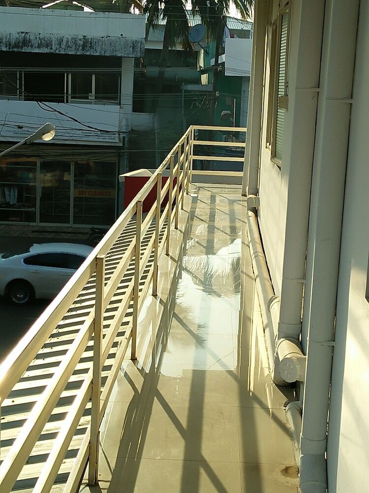Hotel Kay Kay Residency