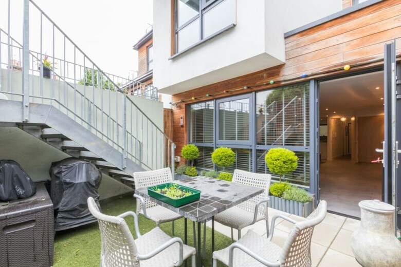 Apartamentos Beautiful Duplex Flat, Sleeps 6, Close To Tube