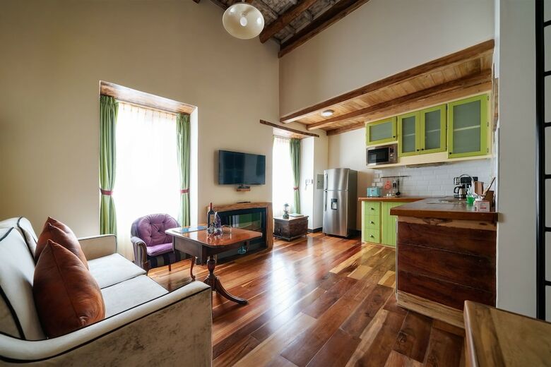 Aparthotel Old Town Quito Suites