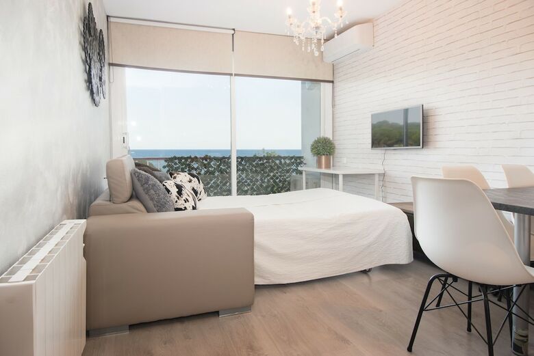 Apartamentos Sant Pol Beach
