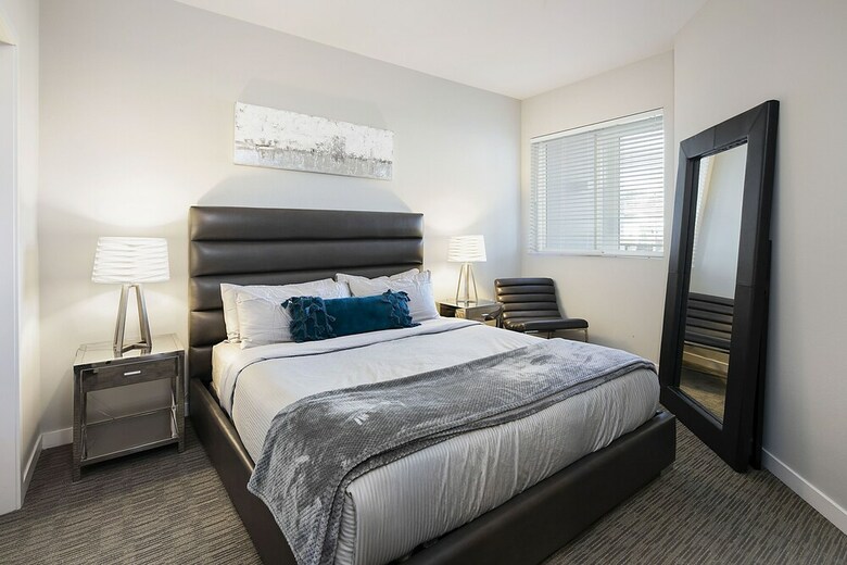 Little Italy Apartments By Barsala