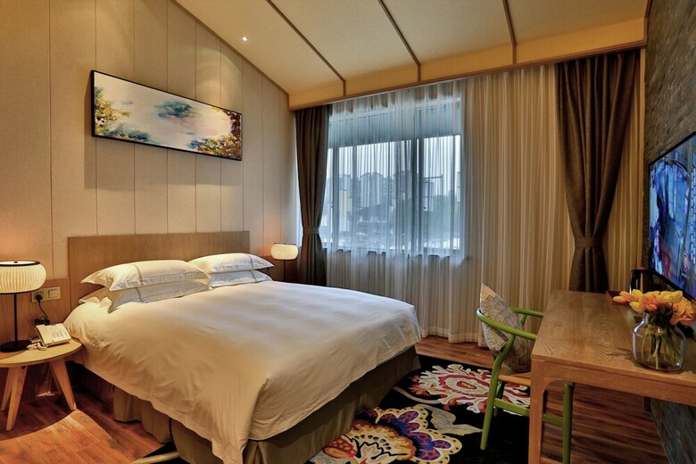 Wuzhen Mingli Hotel