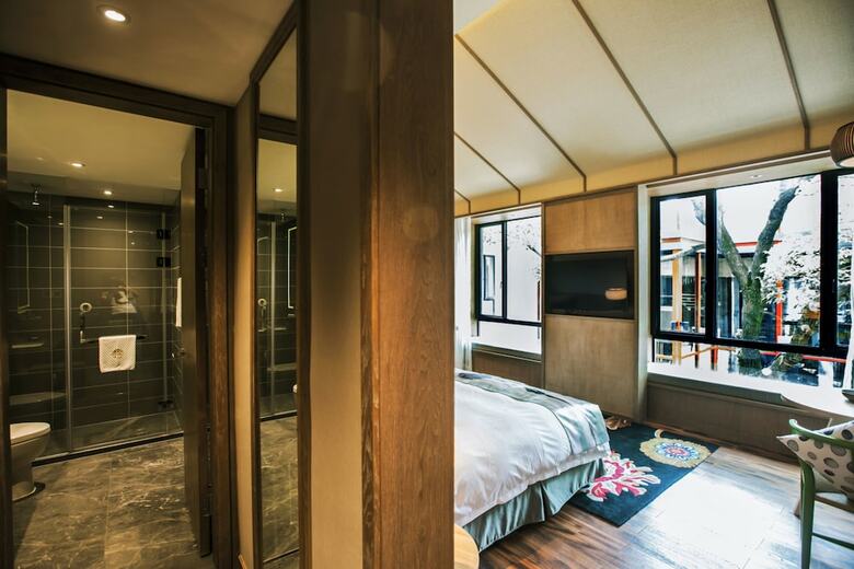 Wuzhen Mingli Hotel