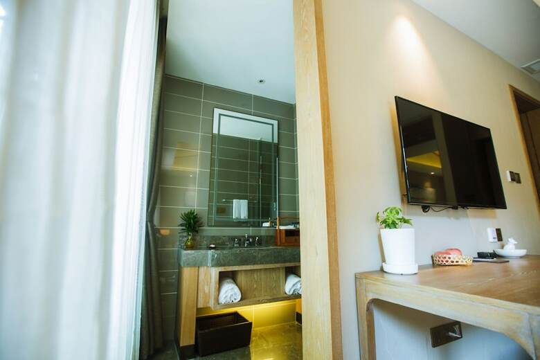Wuzhen Mingli Hotel