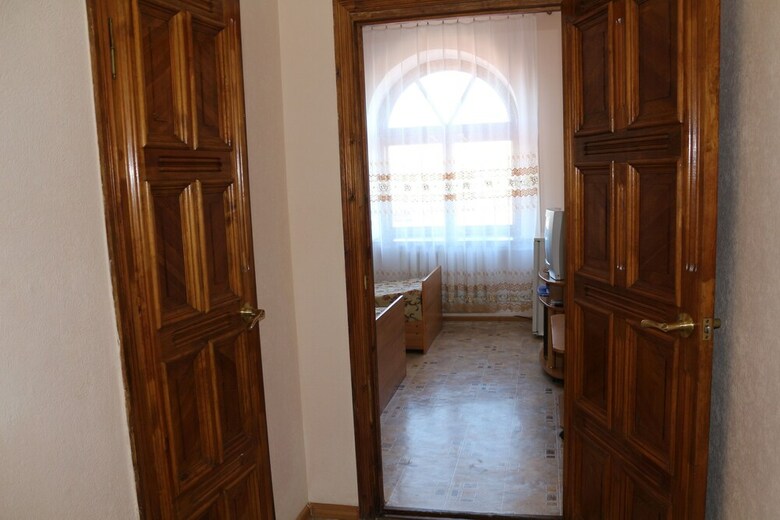Hostal Gostiny Dvor Hotel - Hostel