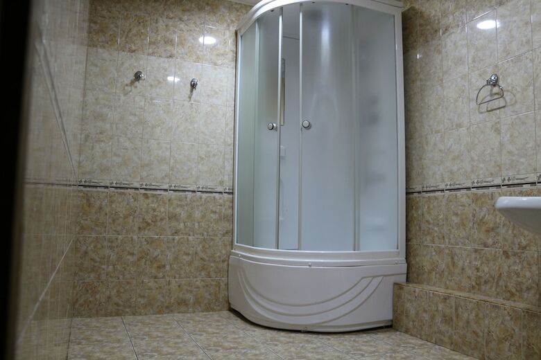 Hostal Gostiny Dvor Hotel - Hostel