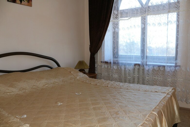 Hostal Gostiny Dvor Hotel - Hostel