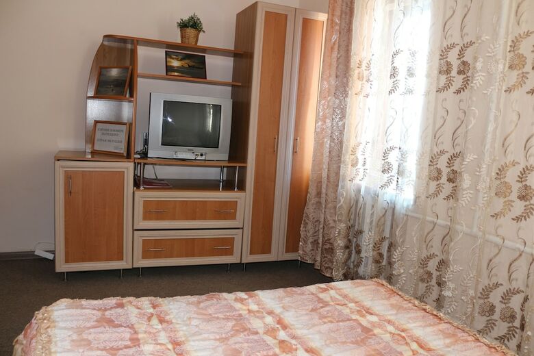 Hostal Gostiny Dvor Hotel - Hostel