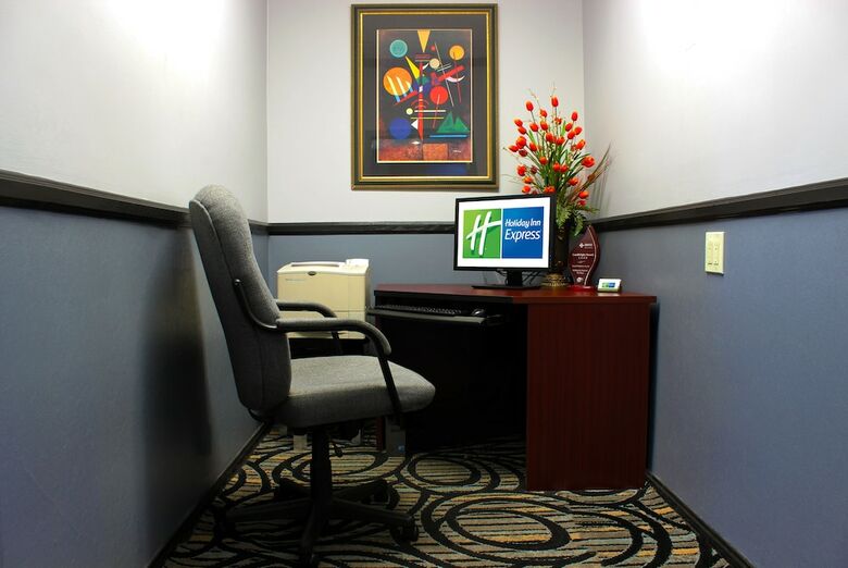 Hotel Holiday Inn Express Van Nuys