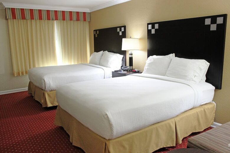 Hotel Holiday Inn Express Van Nuys