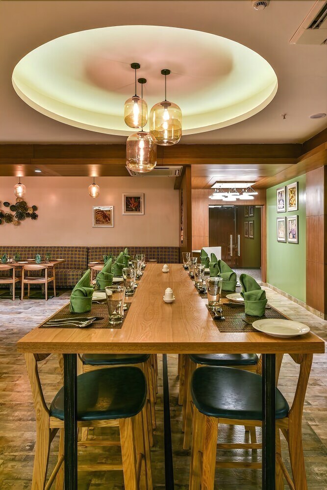 Hotel Eastin Easy Aishwarya Talegaon