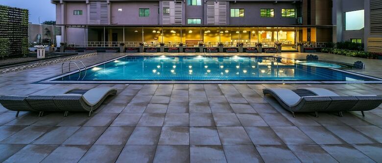 Hotel Eastin Easy Aishwarya Talegaon