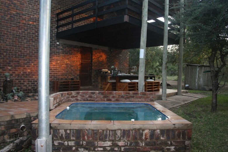 Posada Ama-zing African Safaris Lodge